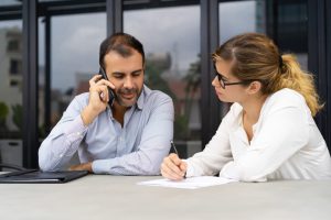 Aumenta el número de autónomos en España que contratan los servicios de asesores